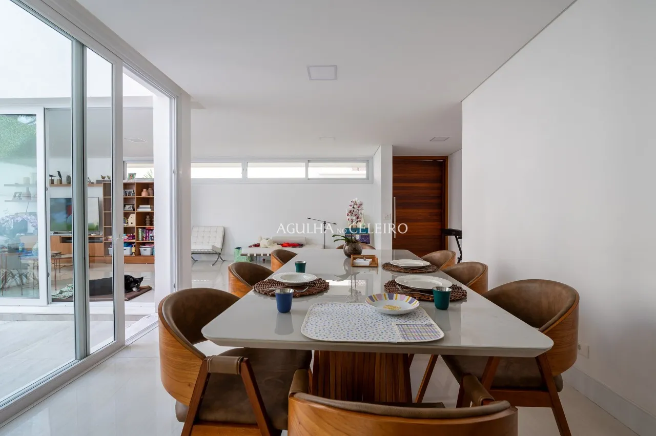 Casa contemporânea em condomínio no coração do Brooklin – 20575