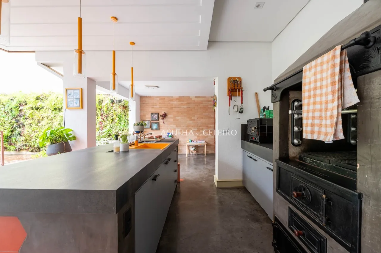 Casa com piscina para venda ou locação no Jardim Paulistano – 20597