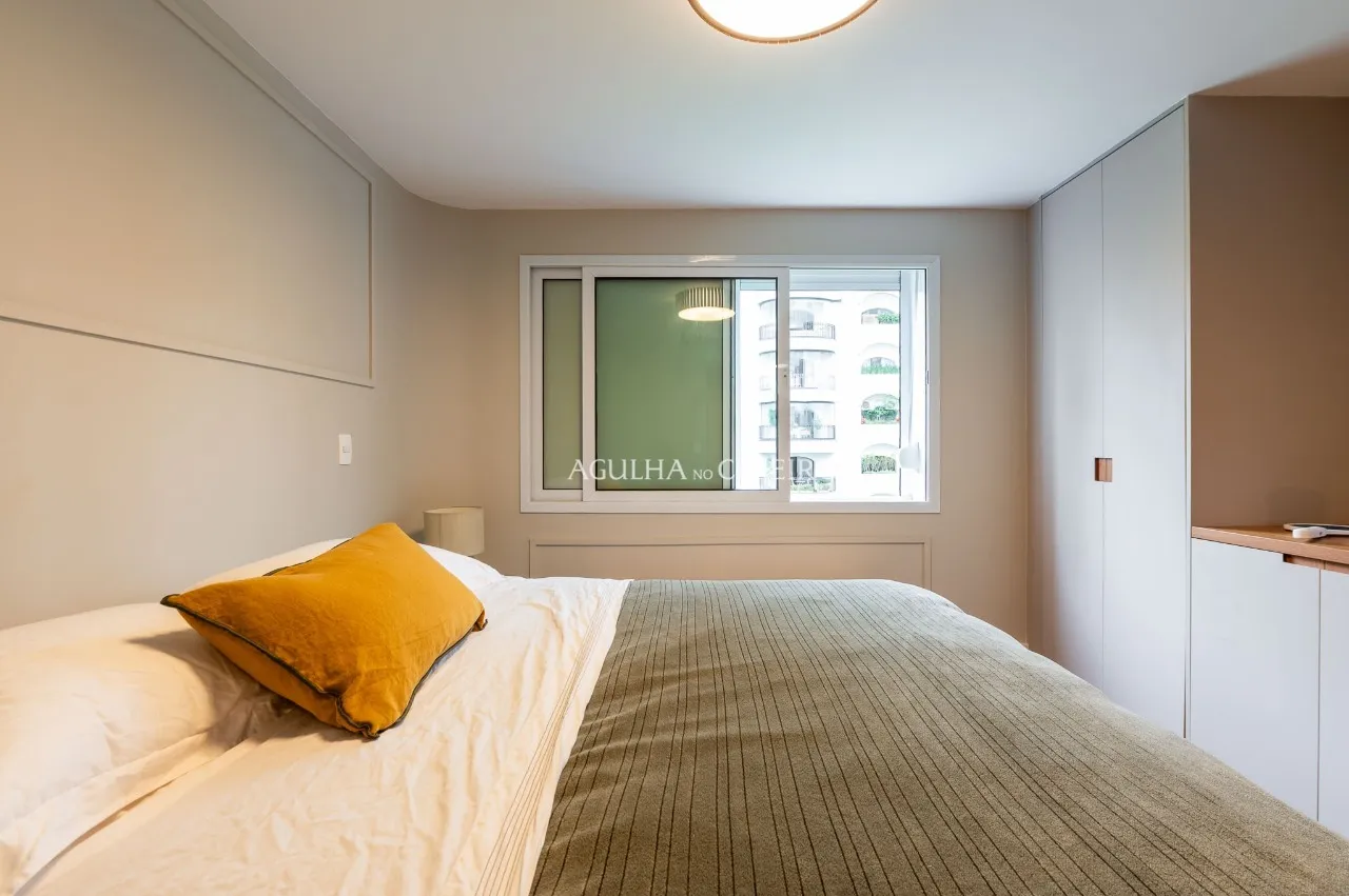 Apartamento à venda na Vila Nova Conceição, no ponto mais desejado do bairro. – 20637