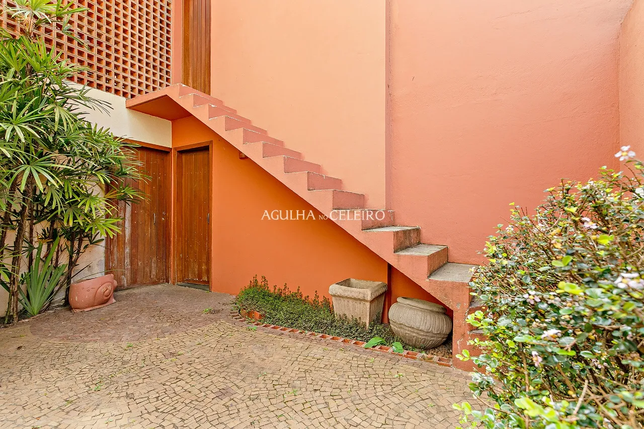 Casa Moderna para venda ou locação no Jardim Paulistano. – 20689