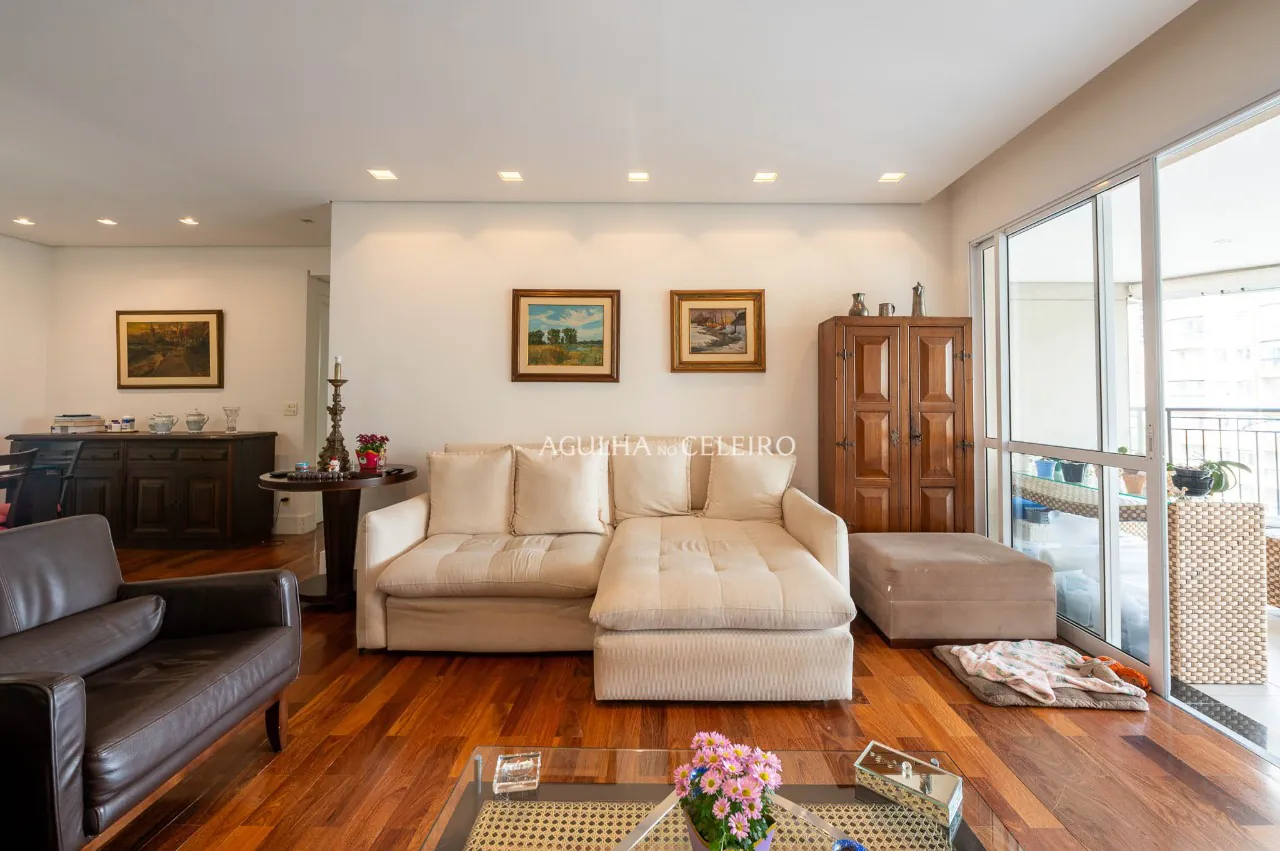 Apartamento com Varanda Gourmet em Condomínio com Lazer em Campo Belo. – 20700