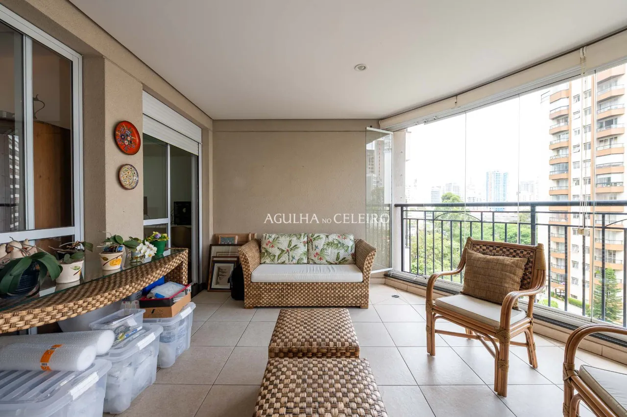 Apartamento com Varanda Gourmet em Condomínio com Lazer em Campo Belo. – 20700