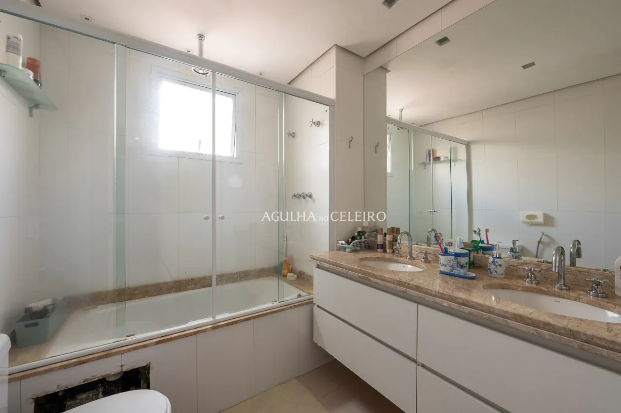 Apartamento com Varanda Gourmet em Condomínio com Lazer em Campo Belo. – 20700