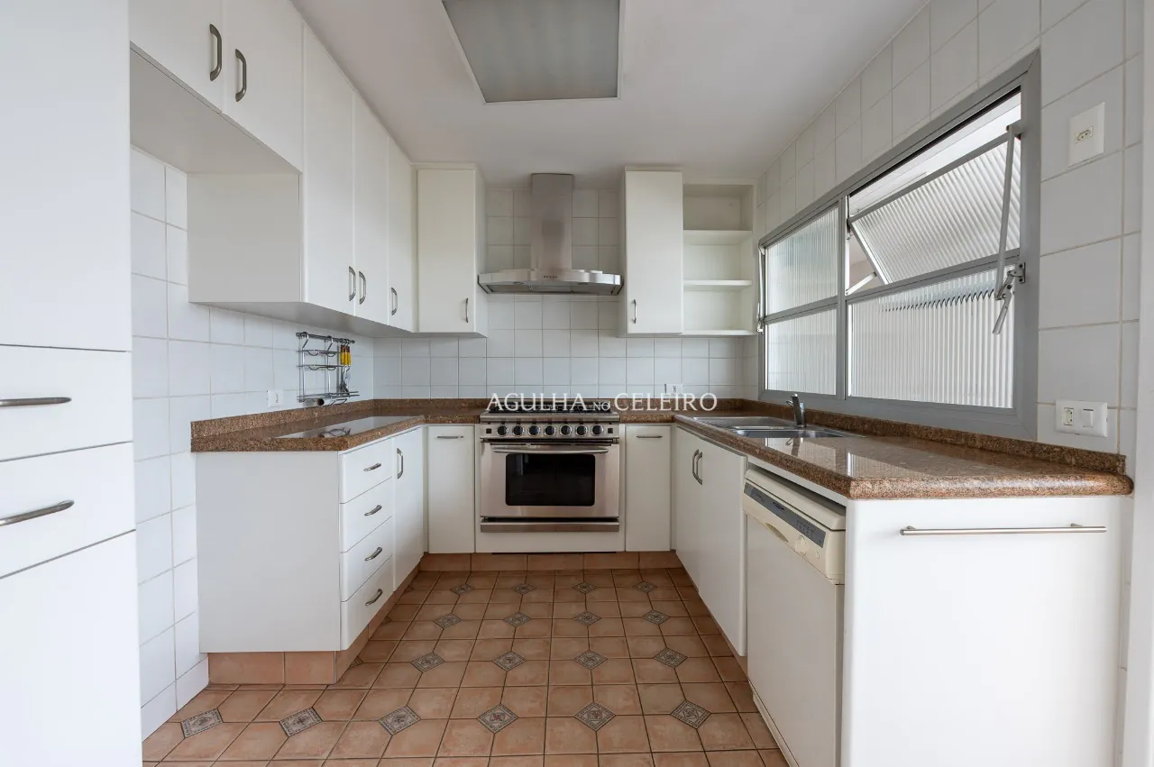 Charme e praticidade no coração dos Jardins – 20777