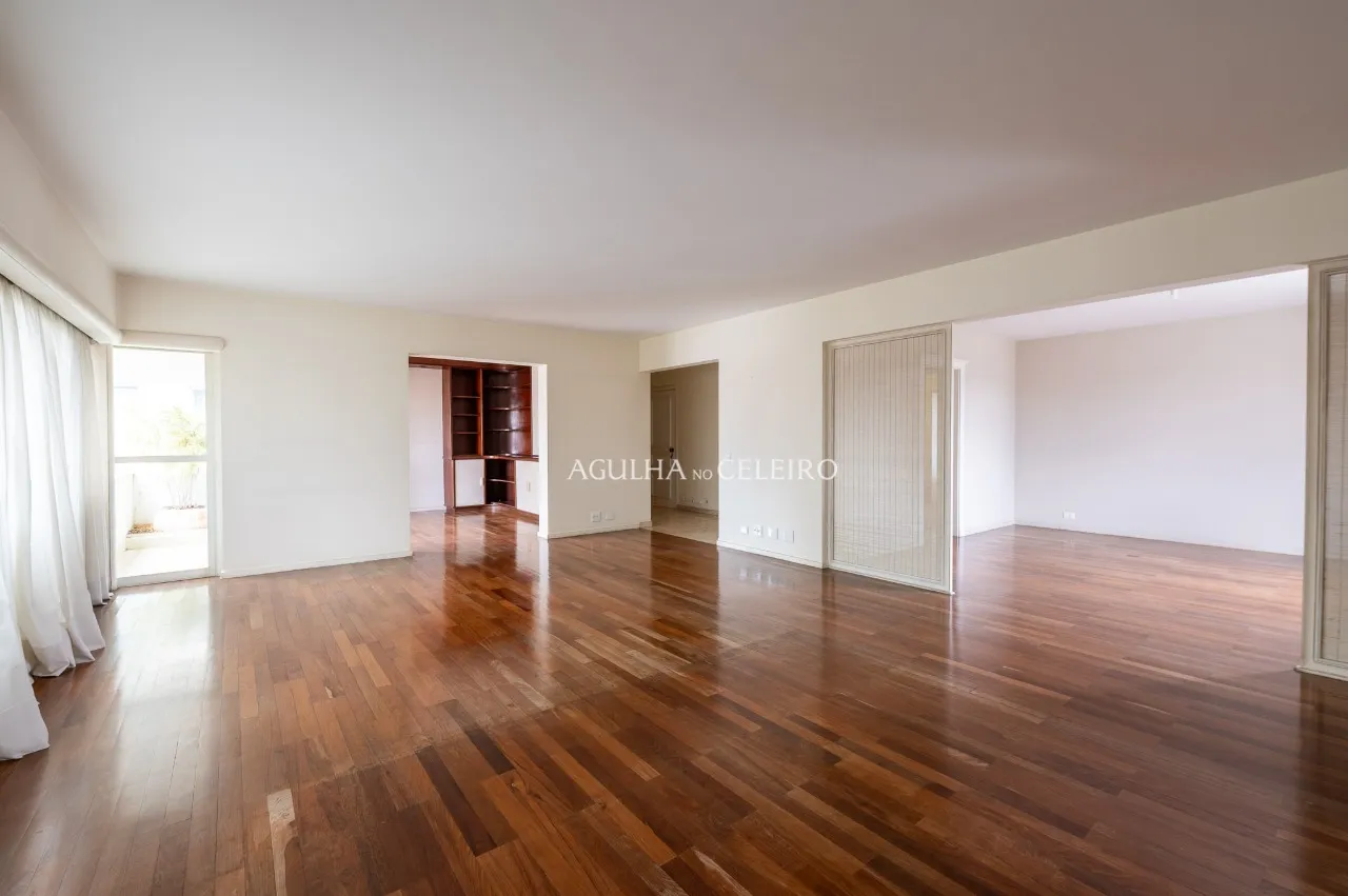 Charme e praticidade no coração dos Jardins – 20777