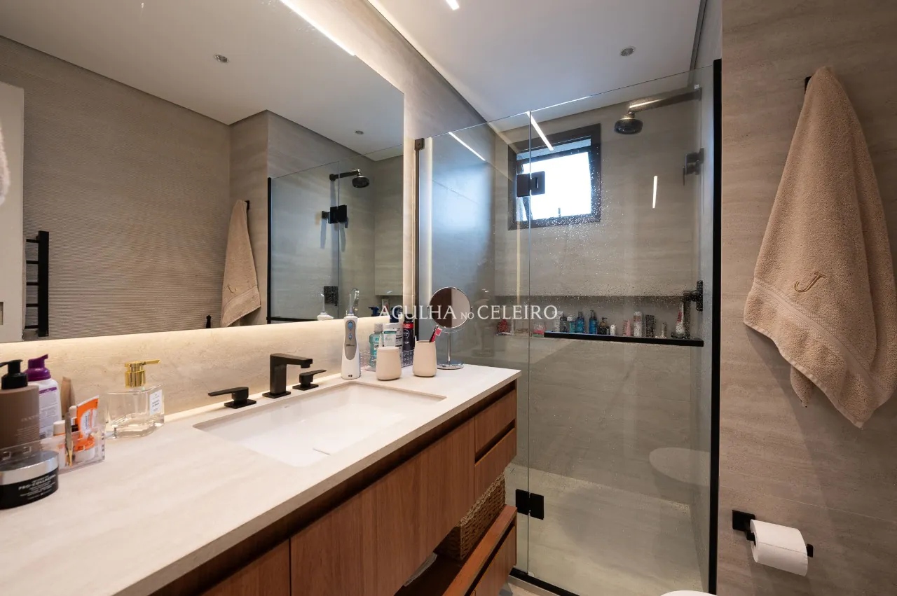 Lindo apartamento reformado, mobiliado à venda em Perdizes. – 20827