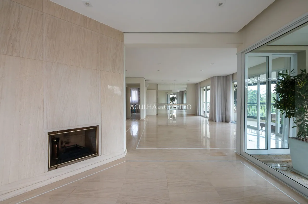 Apartamento de alto padrão em Moema com vista para Jardim Luzitania – 20855