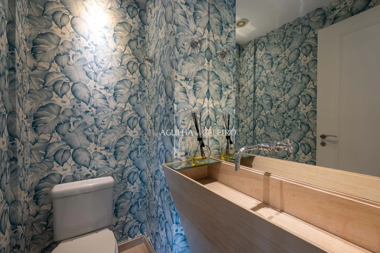 Apartamento de alto padrão em Moema com vista para Jardim Luzitania – 20855