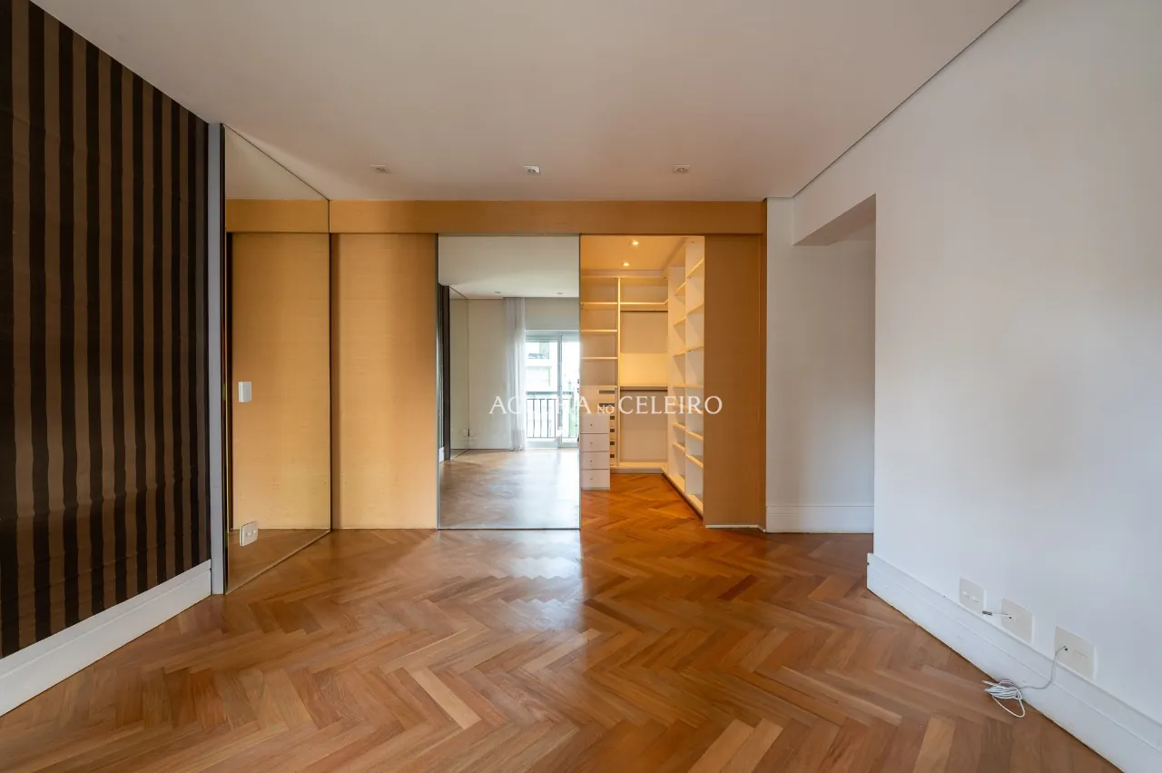 Apartamento de alto padrão em Moema com vista para Jardim Luzitania – 20855