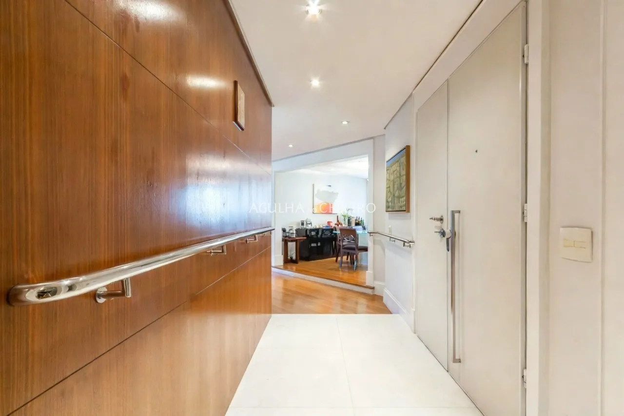 Apartamento à venda na Vila Nova Conceição. – 20858