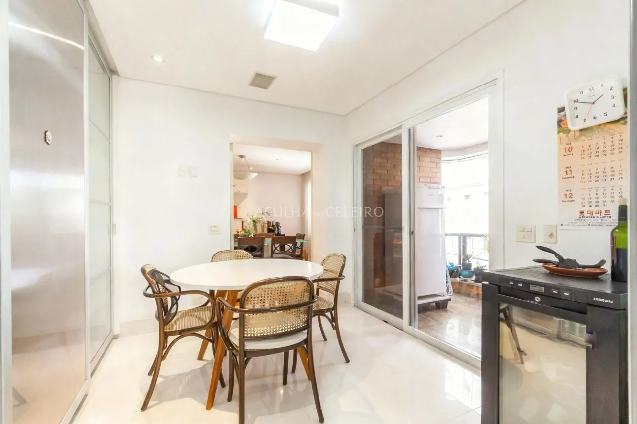 Apartamento à venda na Vila Nova Conceição. – 20858