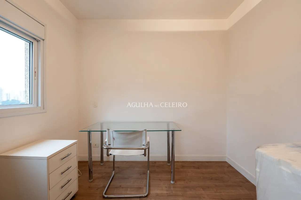 Apartamento em prédio desejado na Vila Olímpia – 20872