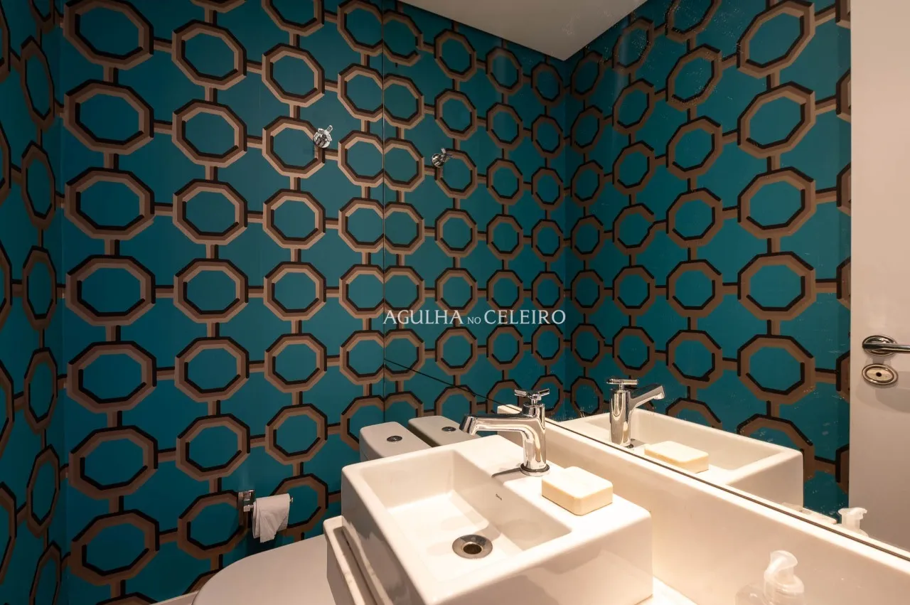 Apartamento em prédio desejado na Vila Olímpia – 20872