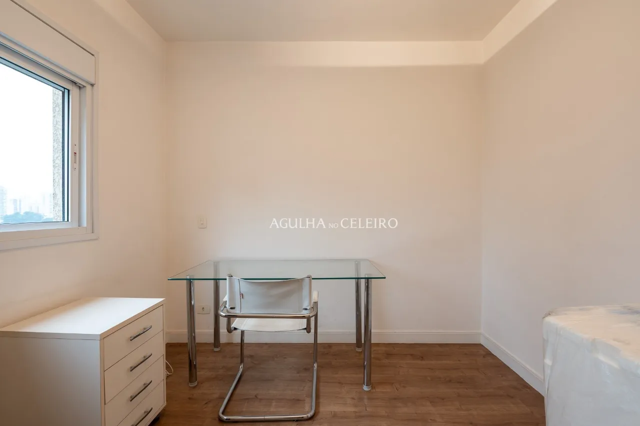 Apartamento em prédio desejado na Vila Olímpia – 20872