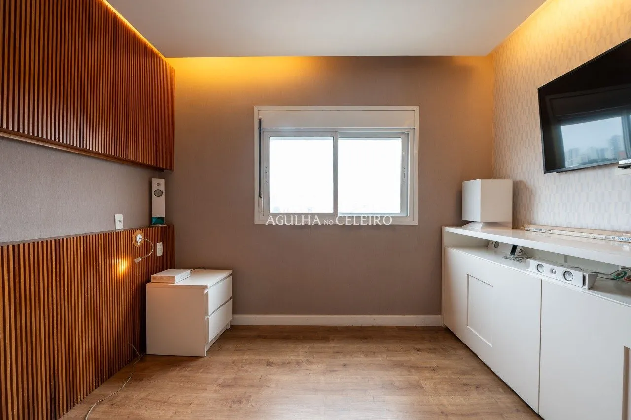 Apartamento em prédio desejado na Vila Olímpia – 20872