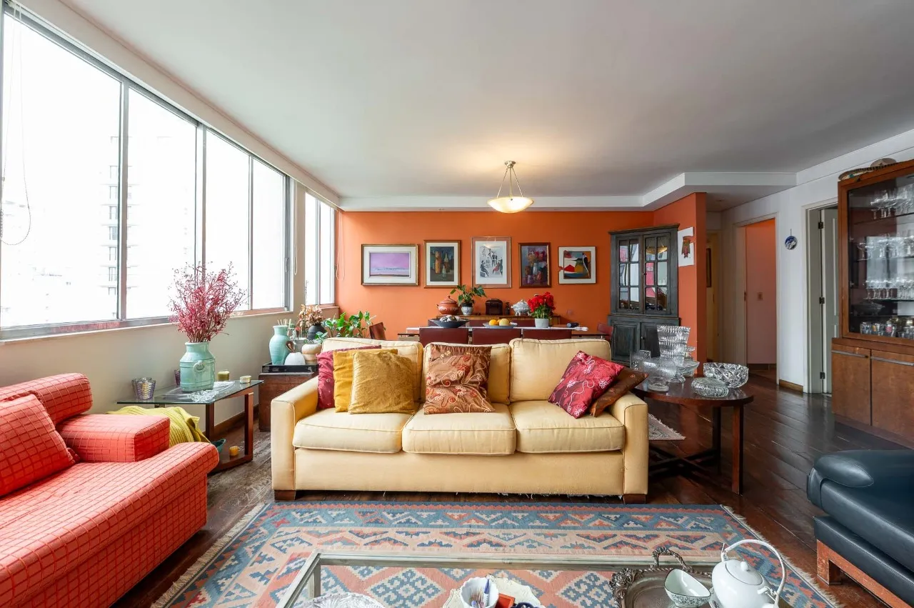 Apartamento iluminado para deixar do seu jeito no melhor do Jardim América. – 20874