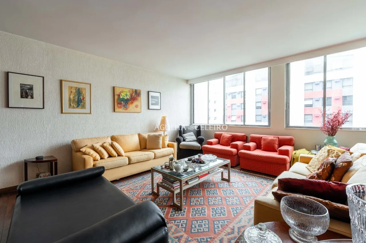 Apartamento iluminado para deixar do seu jeito no melhor do Jardim América. – 20874