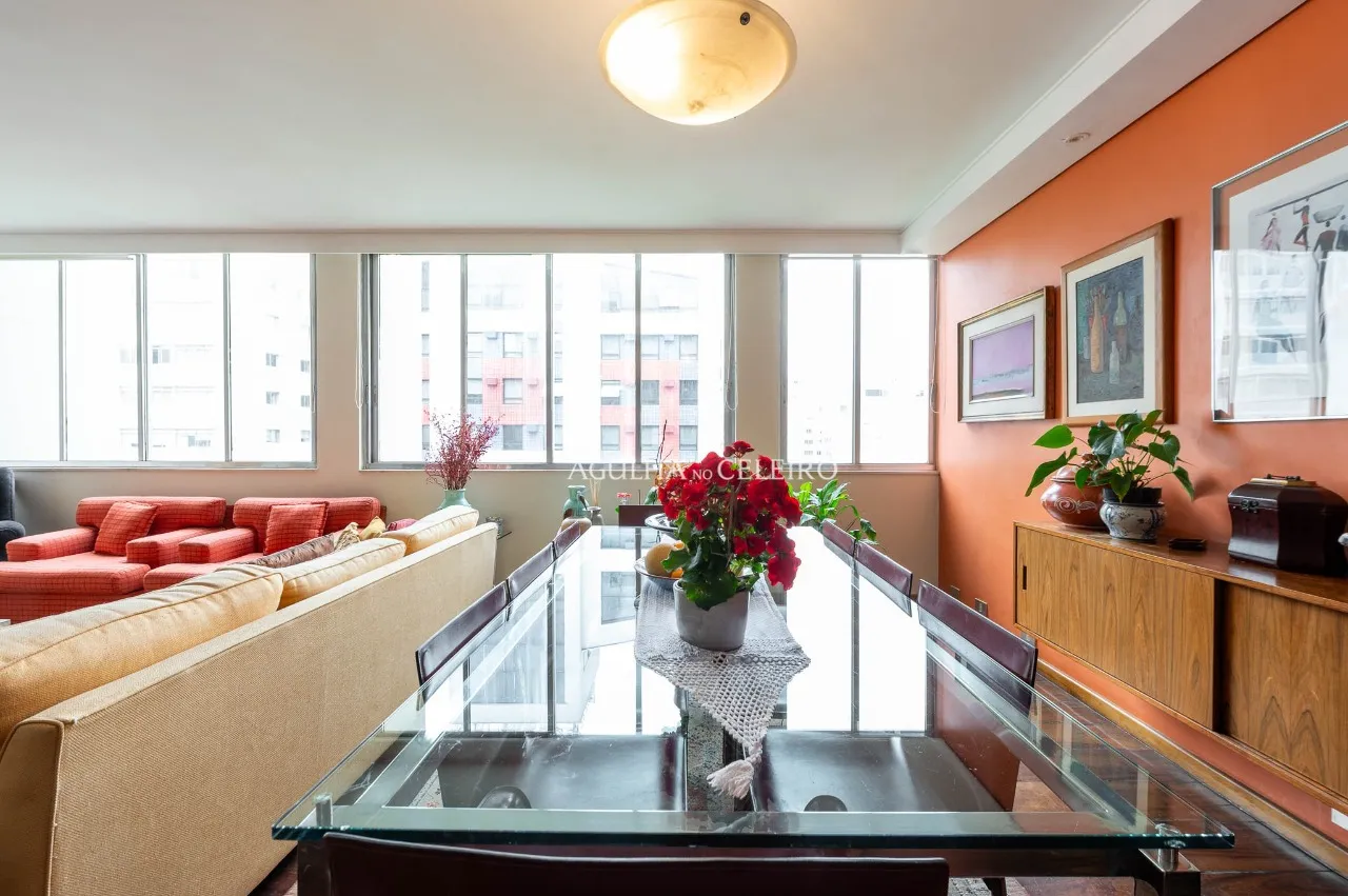 Apartamento iluminado para deixar do seu jeito no melhor do Jardim América. – 20874