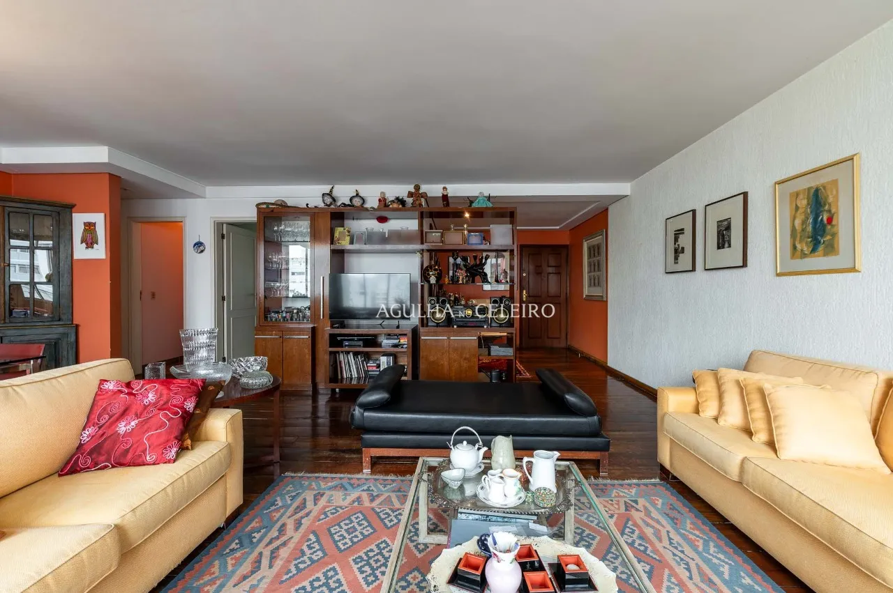 Apartamento iluminado para deixar do seu jeito no melhor do Jardim América. – 20874