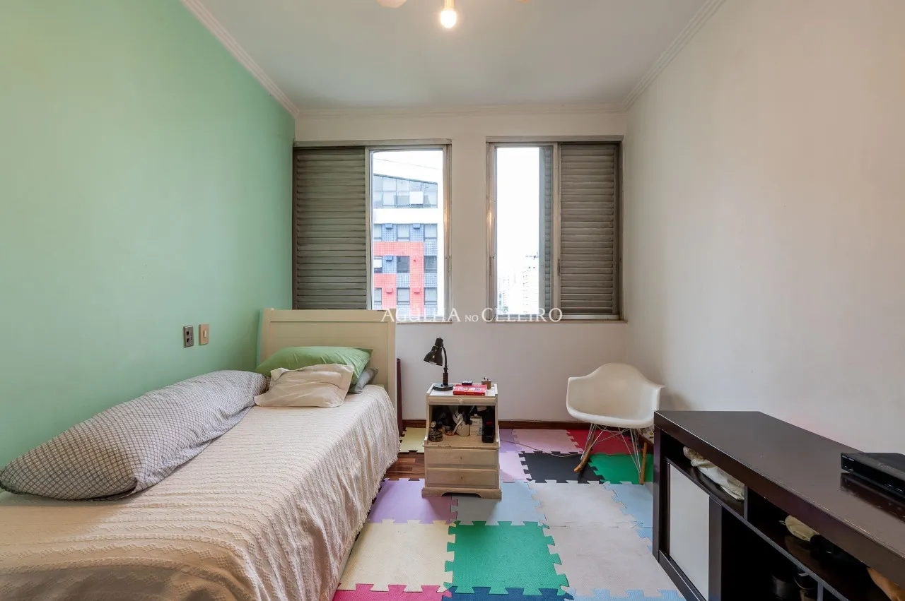 Apartamento iluminado para deixar do seu jeito no melhor do Jardim América. – 20874