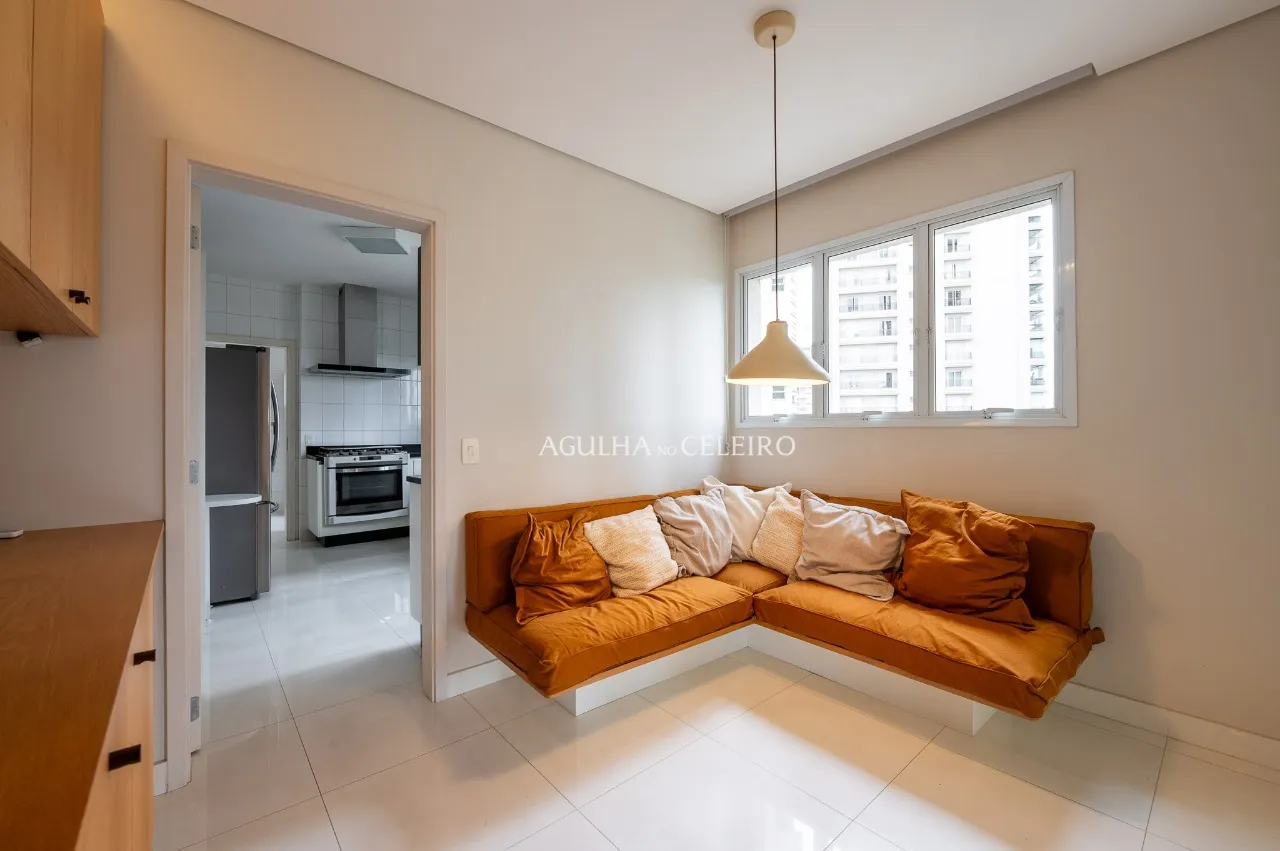 Apartamento na melhior localização de Moema – 20880