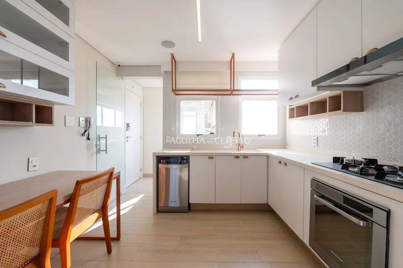 Lindo apartamento mobiliado com reforma impecável em Pinheiros. – 20892