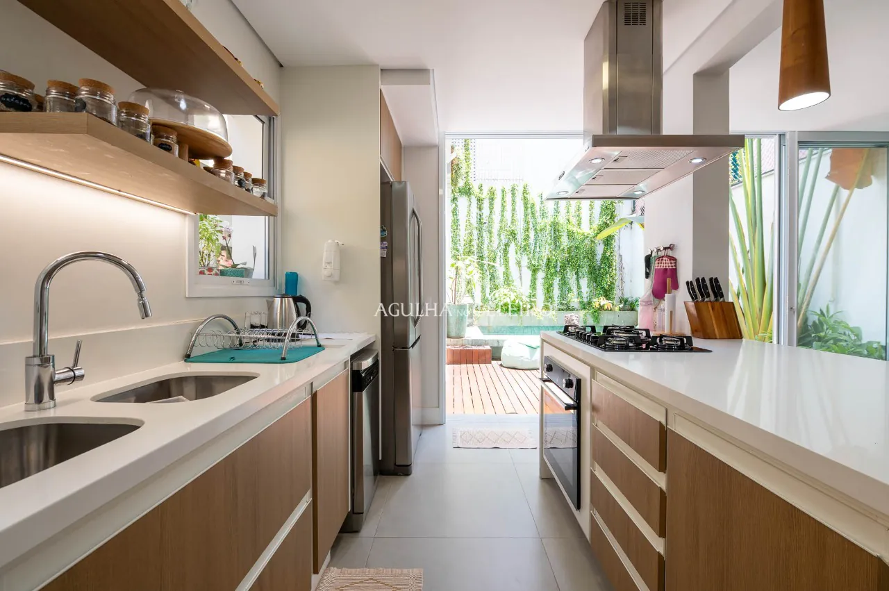 Casa de Vila charmosa à venda no Jardim Paulista. – 20894