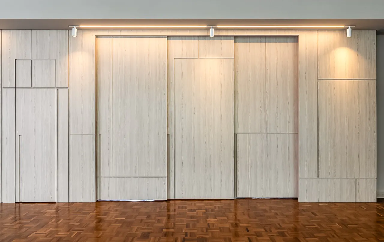 Apartamento amplo com planta excepcional, pé direito alto e muita luz natural, no Jardim América – 20901