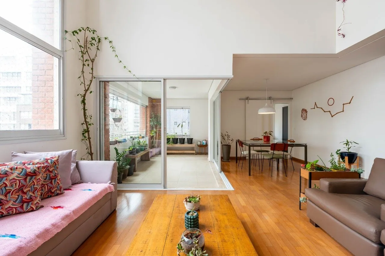 Magnífico duplex, que combina elegância e conforto de forma inigualável. – 20902