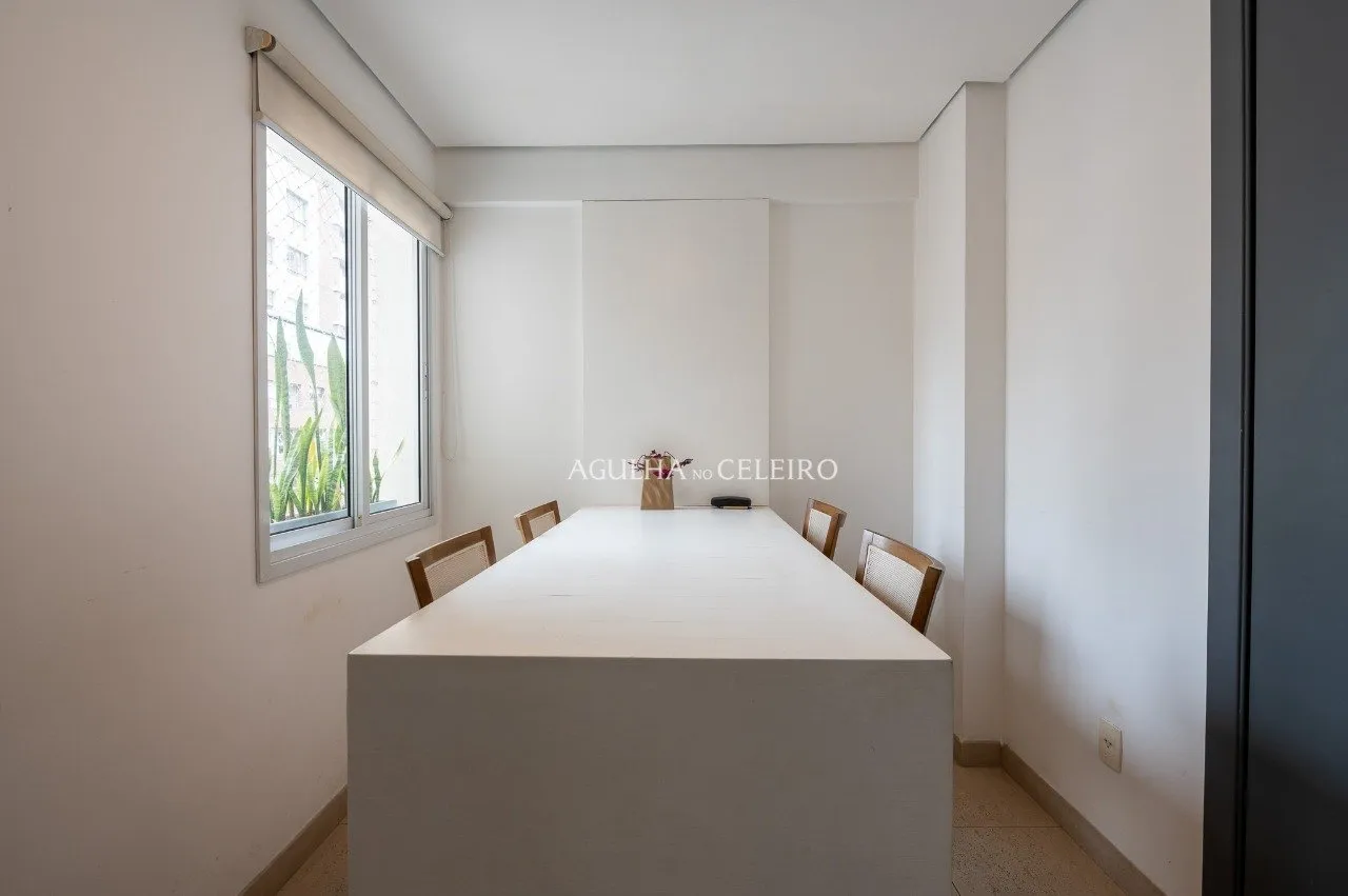 Magnífico duplex, que combina elegância e conforto de forma inigualável. – 20902