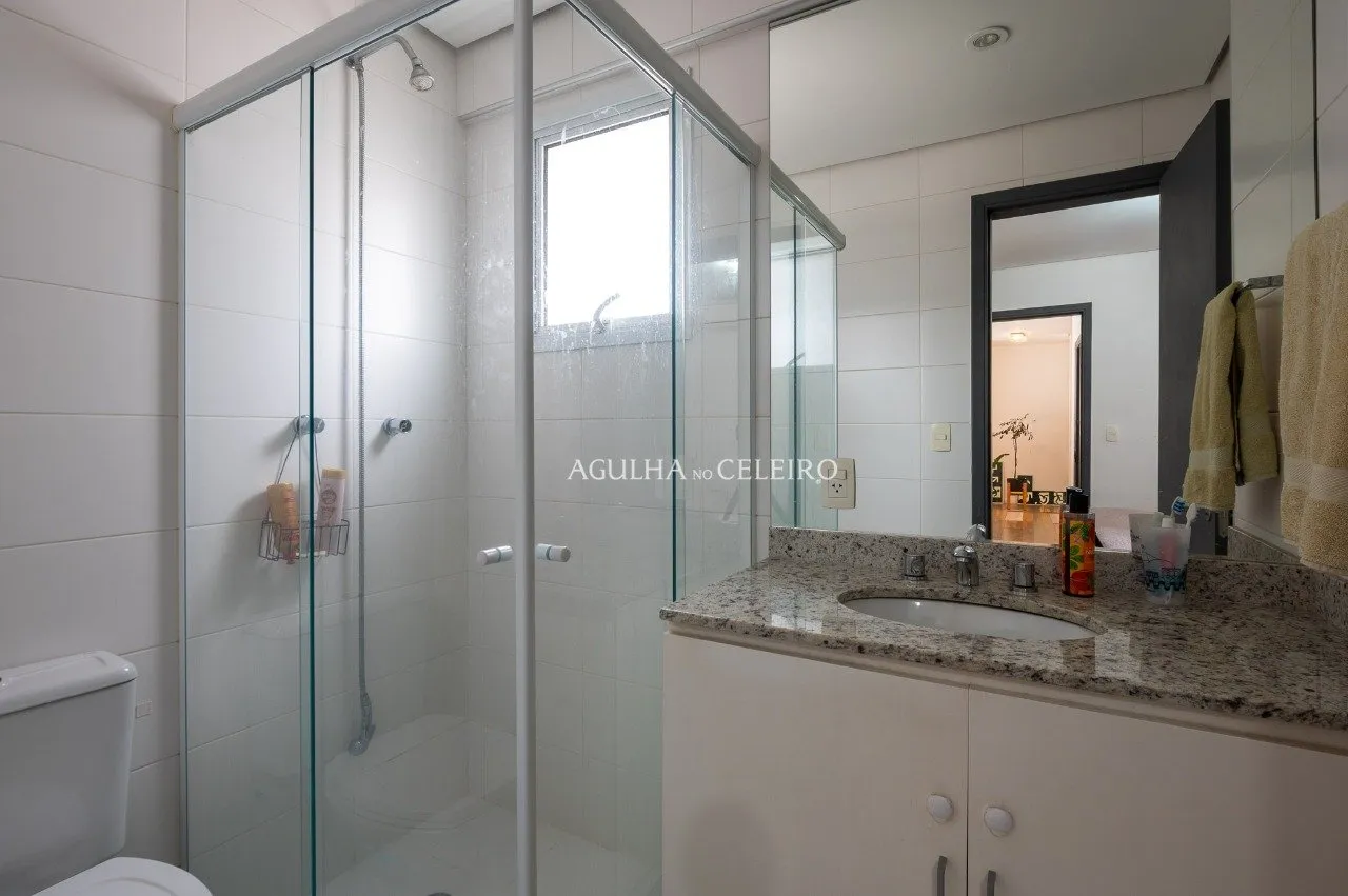 Magnífico duplex, que combina elegância e conforto de forma inigualável. – 20902