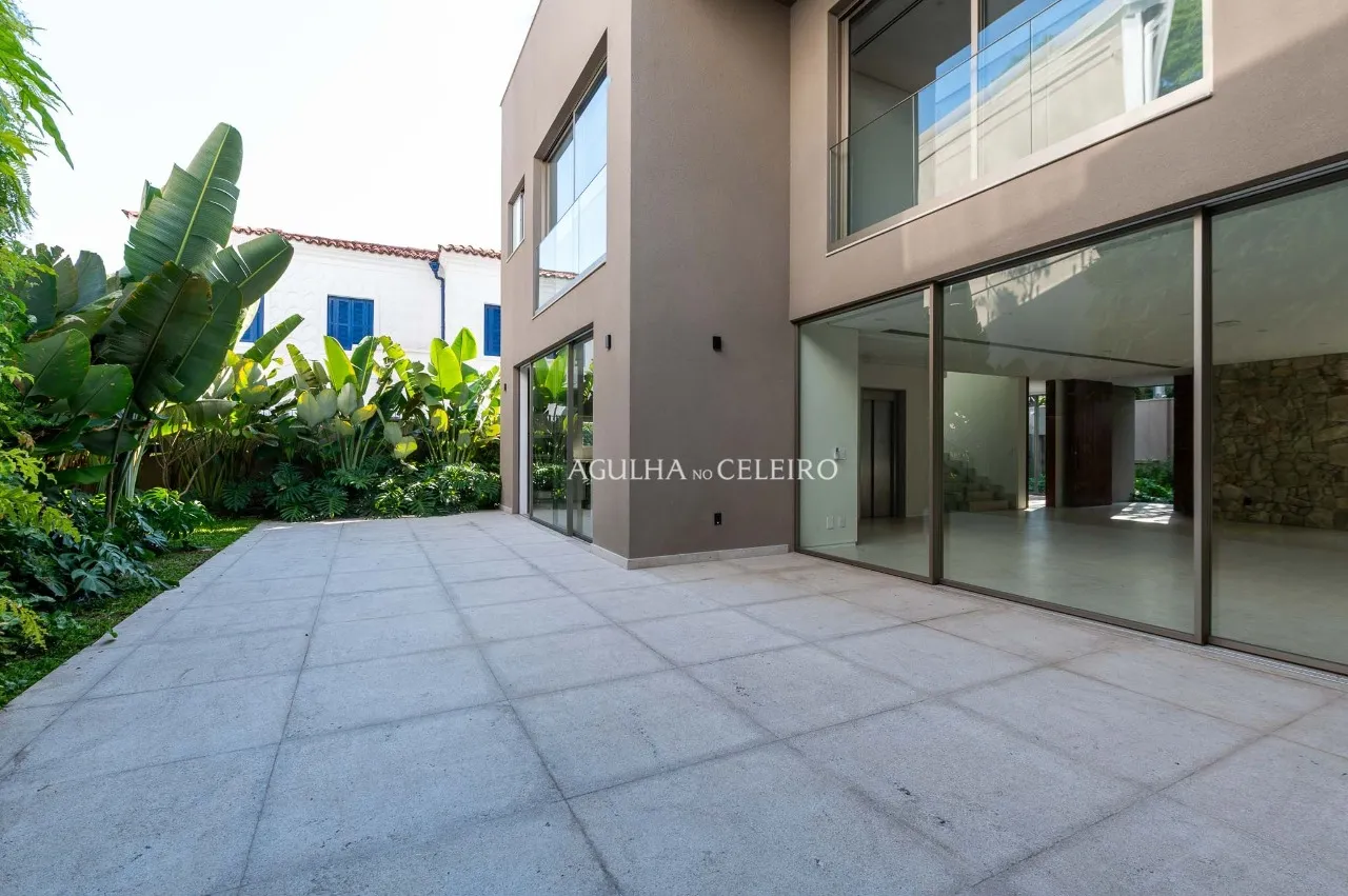 Casa à venda no Jardim América pronta para construir sua história. – 20925