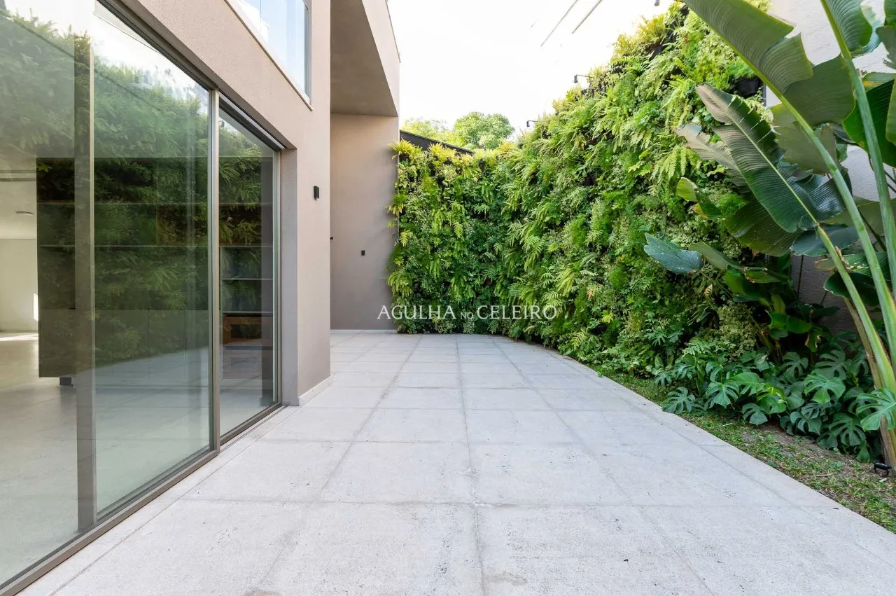 Casa à venda no Jardim América pronta para construir sua história. – 20925