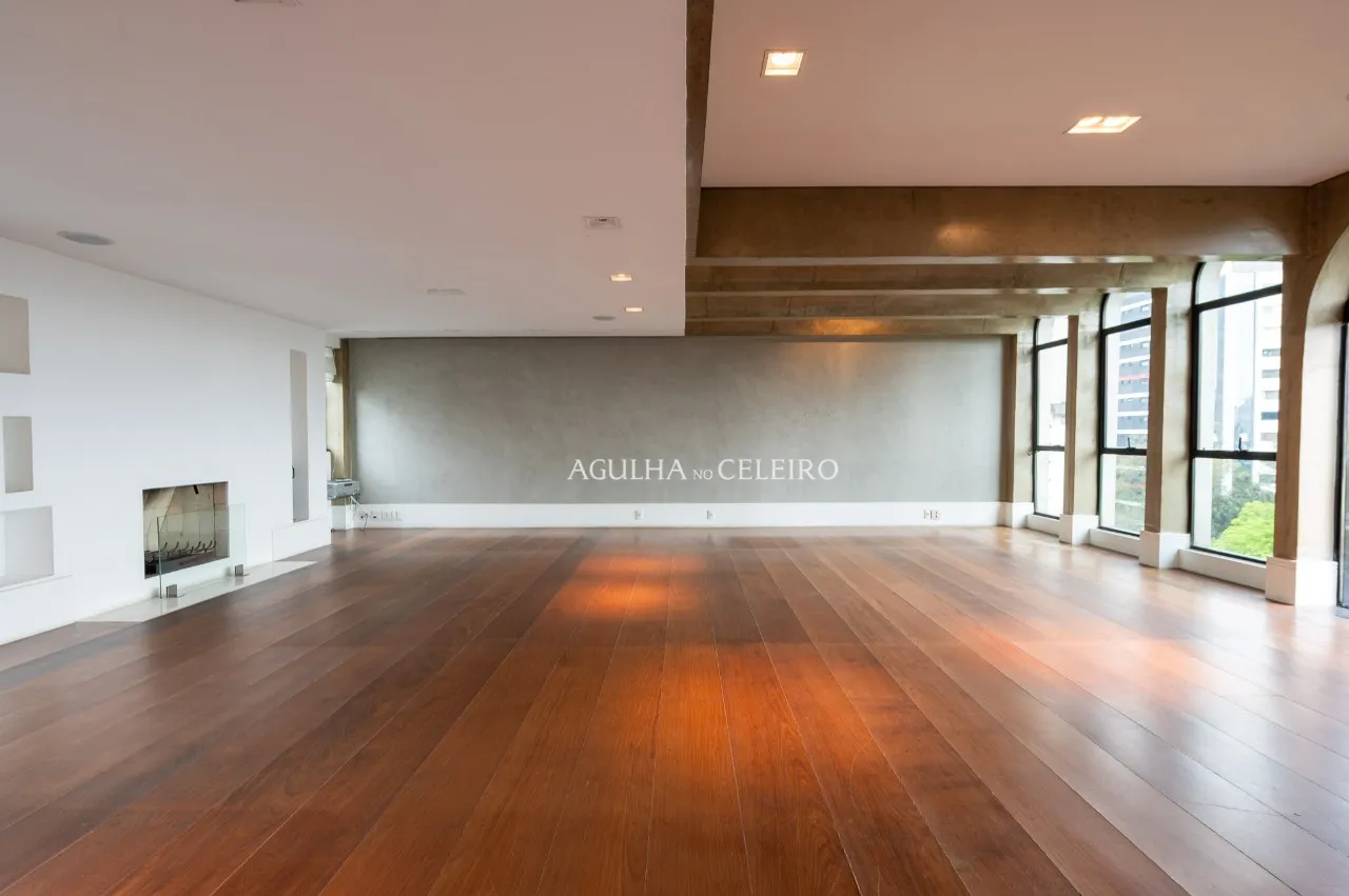 Apartamento duplex à venda em Moema – 20942