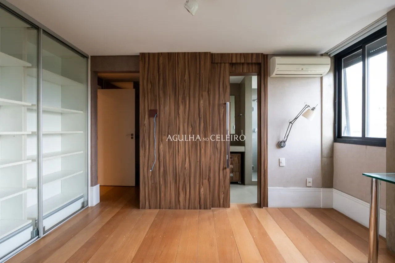 Apartamento duplex à venda em Moema – 20942