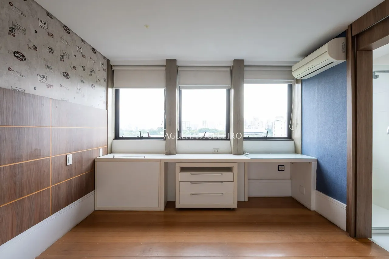 Apartamento duplex à venda em Moema – 20942