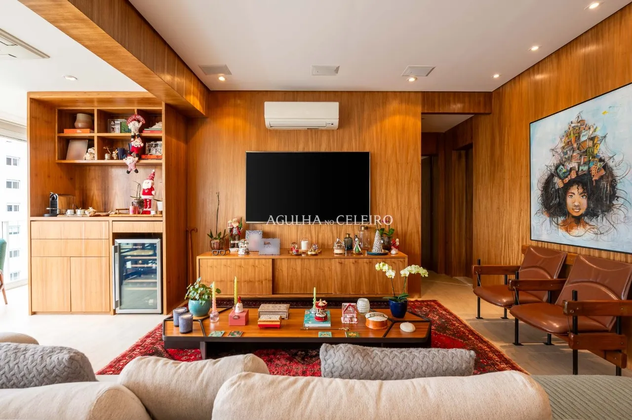 Apartamento bem iluminado à venda no Itaim Bibi – 20964