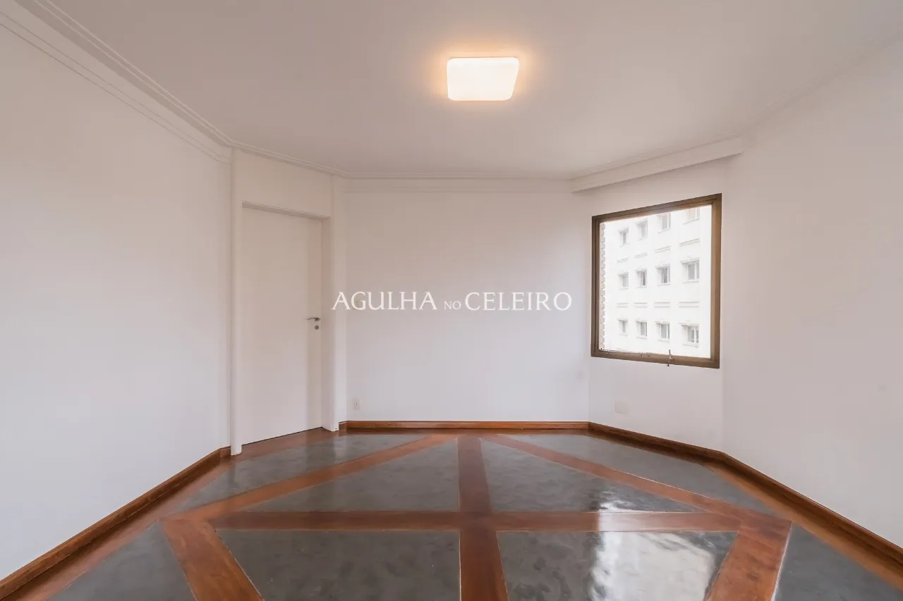 Apartamento super iluminado no Jardim Europa. – 8916 - 8916_COMLOGO-7
