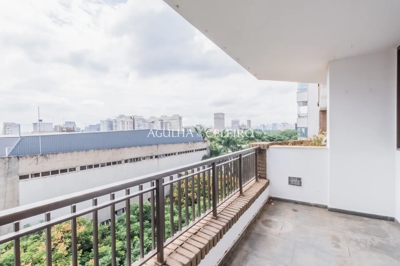 Apartamento super iluminado no Jardim Europa. – 8916 - 8916_COMLOGO-11