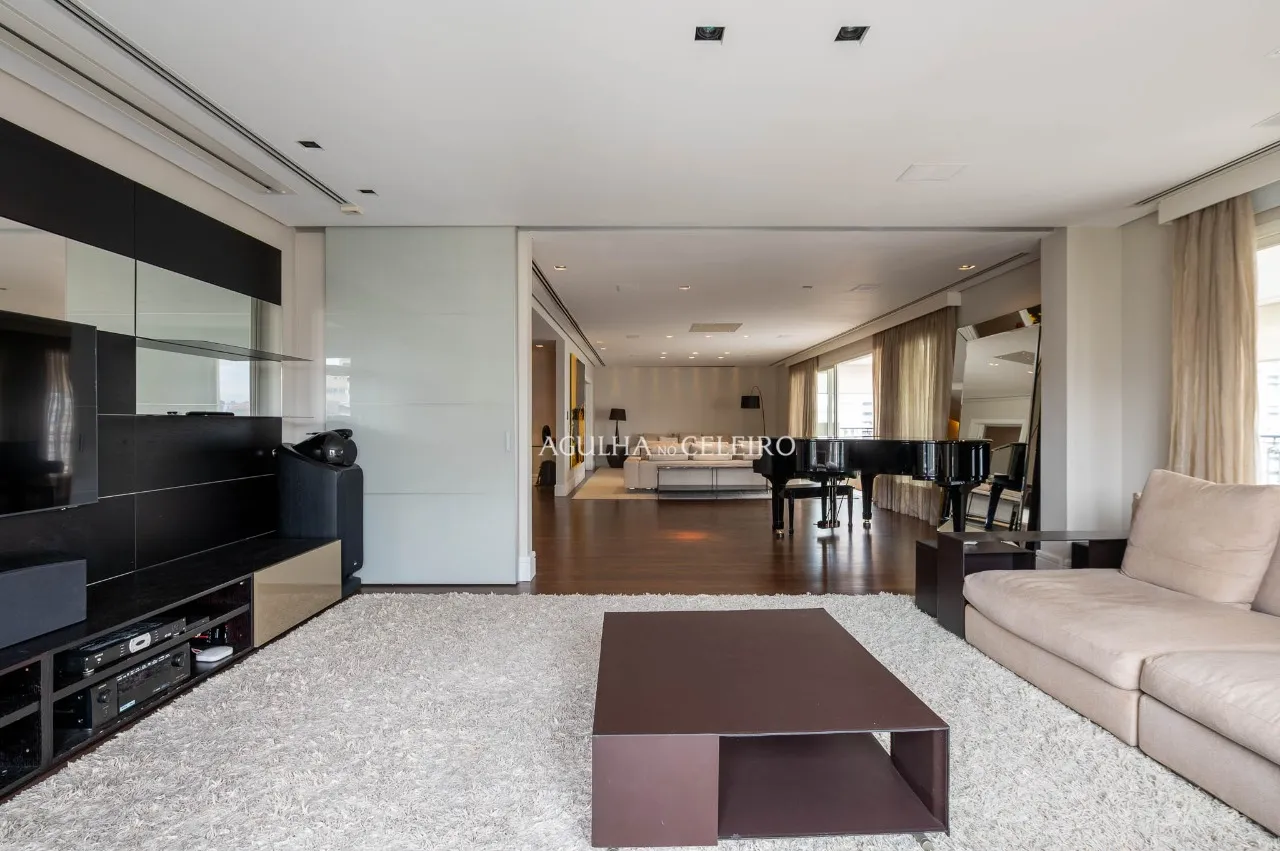 Apartamento espaçoso e elegante para alugar no Itaim Bibi – AP1090