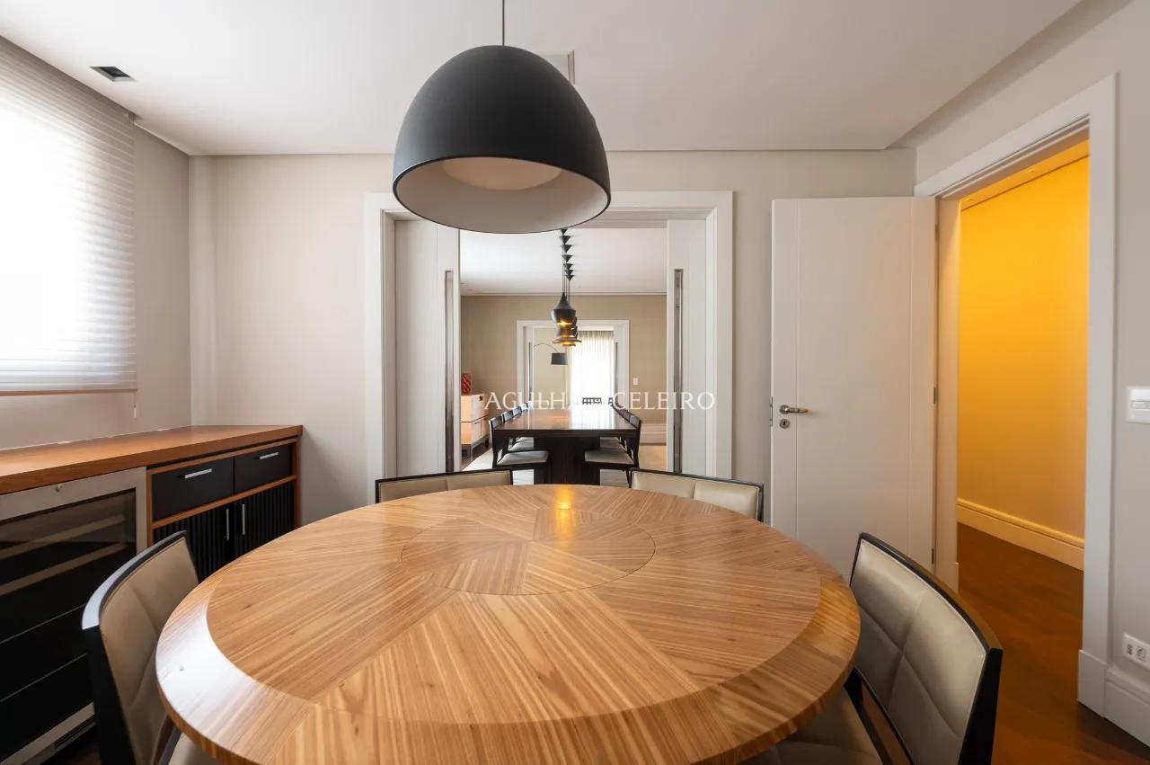 Apartamento espaçoso e elegante para alugar no Itaim Bibi – AP1090