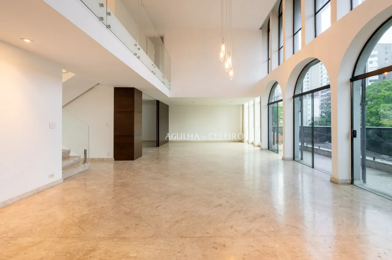 Apartamento espaçoso à venda em Moema – AP3183