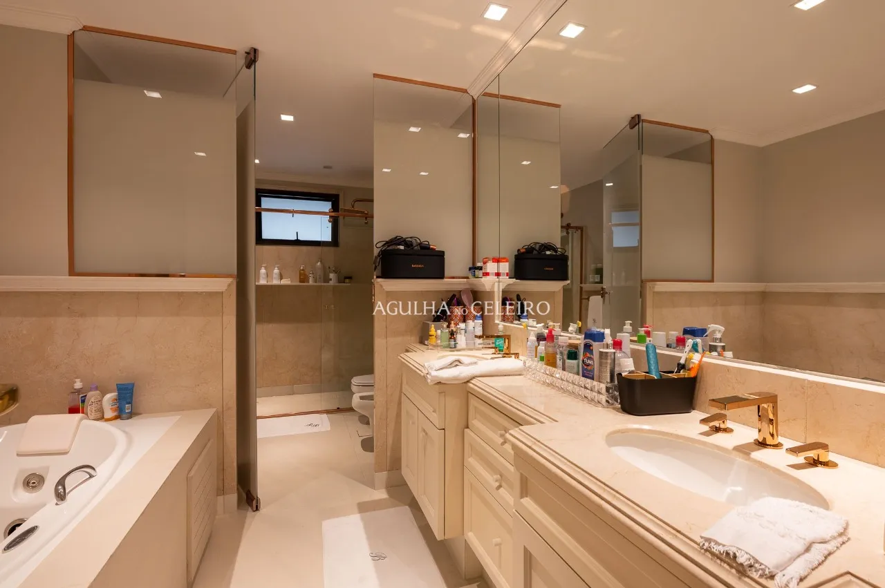 Ótima opção com vista definitiva sobre o Parque do Povo – AP3449