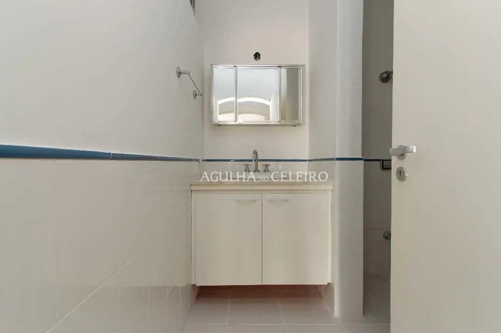 Apartamento próximo ao Clube Pinheiros à venda no Jardim Europa – AP4161