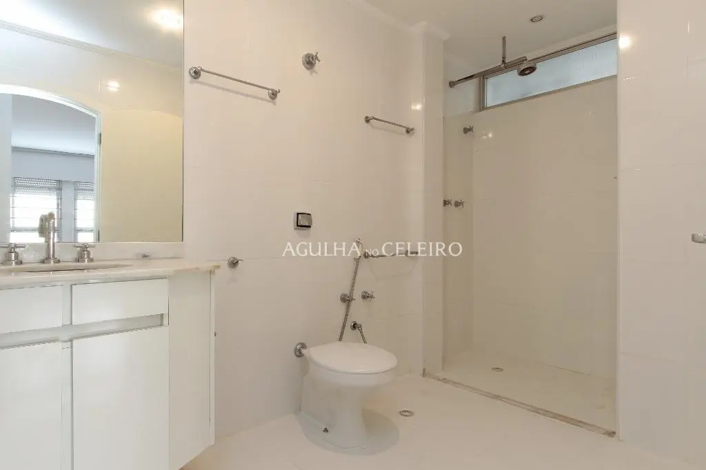 Apartamento próximo ao Clube Pinheiros à venda no Jardim Europa – AP4161