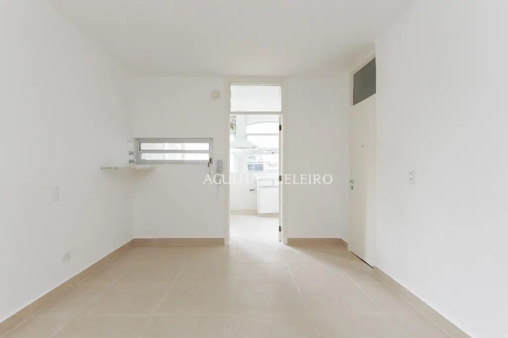 Apartamento próximo ao Clube Pinheiros à venda no Jardim Europa – AP4161