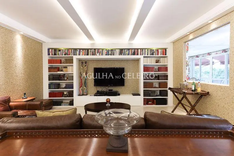 Casa de condomínio fechado para locação no Jardim Europa. – CA0655