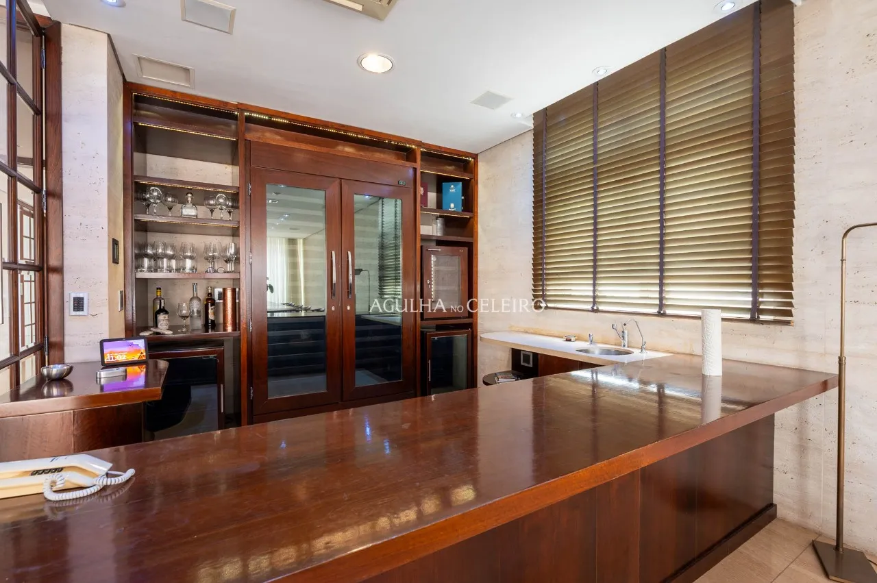 Cobertura mobiliada à venda no Jardim América. – CO0337