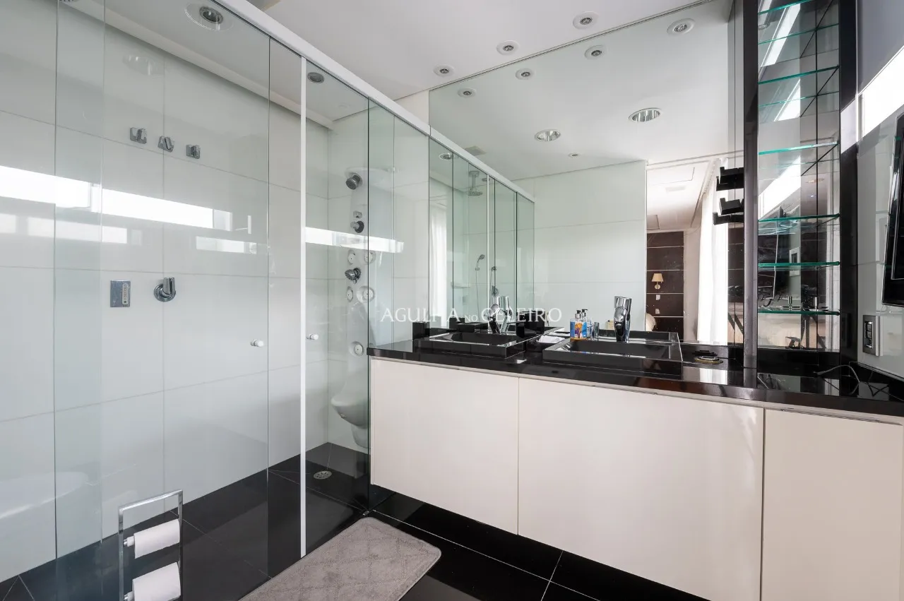 Cobertura mobiliada à venda no Jardim América. – CO0337