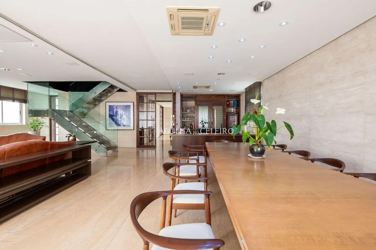 Cobertura mobiliada à venda no Jardim América. – CO0337